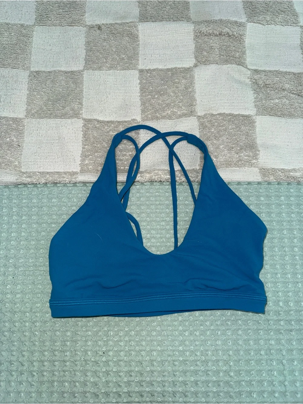 Lululemon Nulu Strappy Scoop-Neck Bra *Light Support, A/B Cup size 2